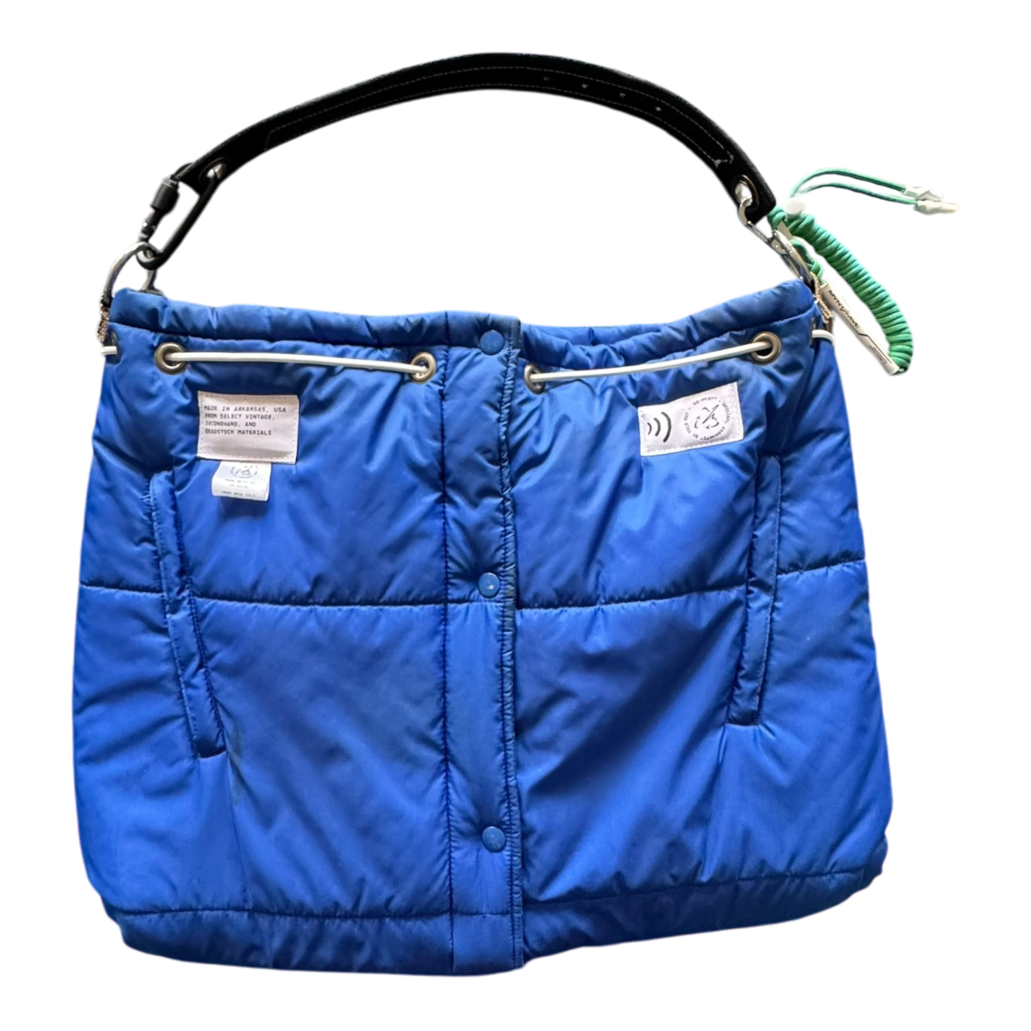 EQ-MYNT™ Traveler Tote — archive reference